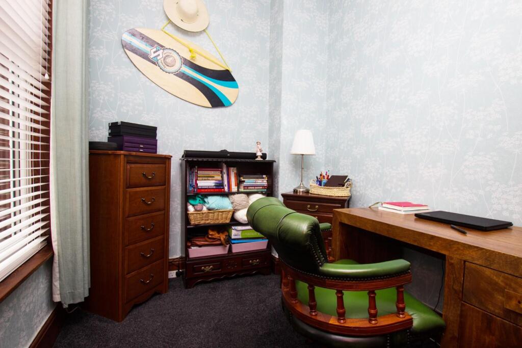 Almond Street (2).jpg