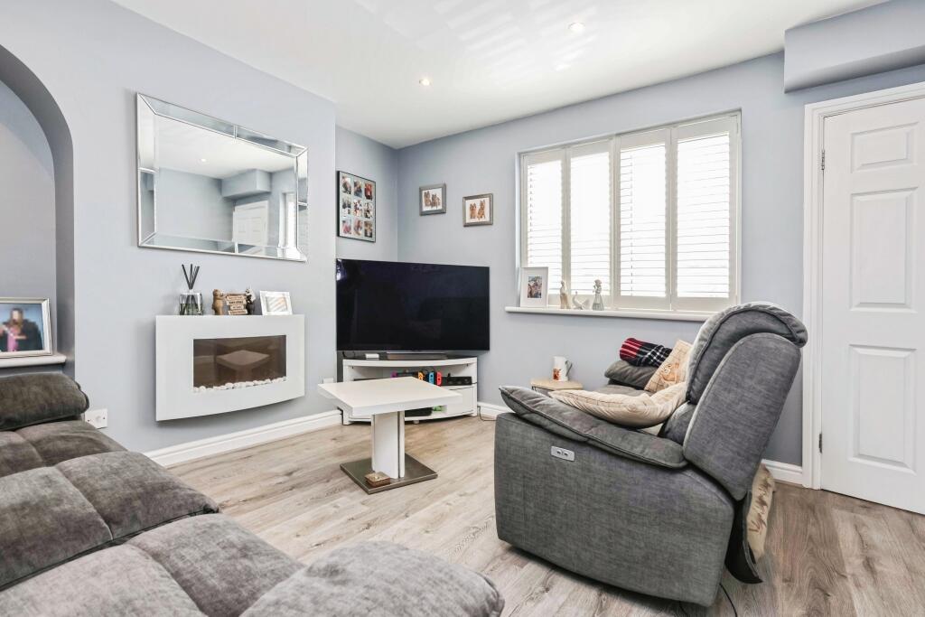 32rynalstreeteveshamwr114qa-14