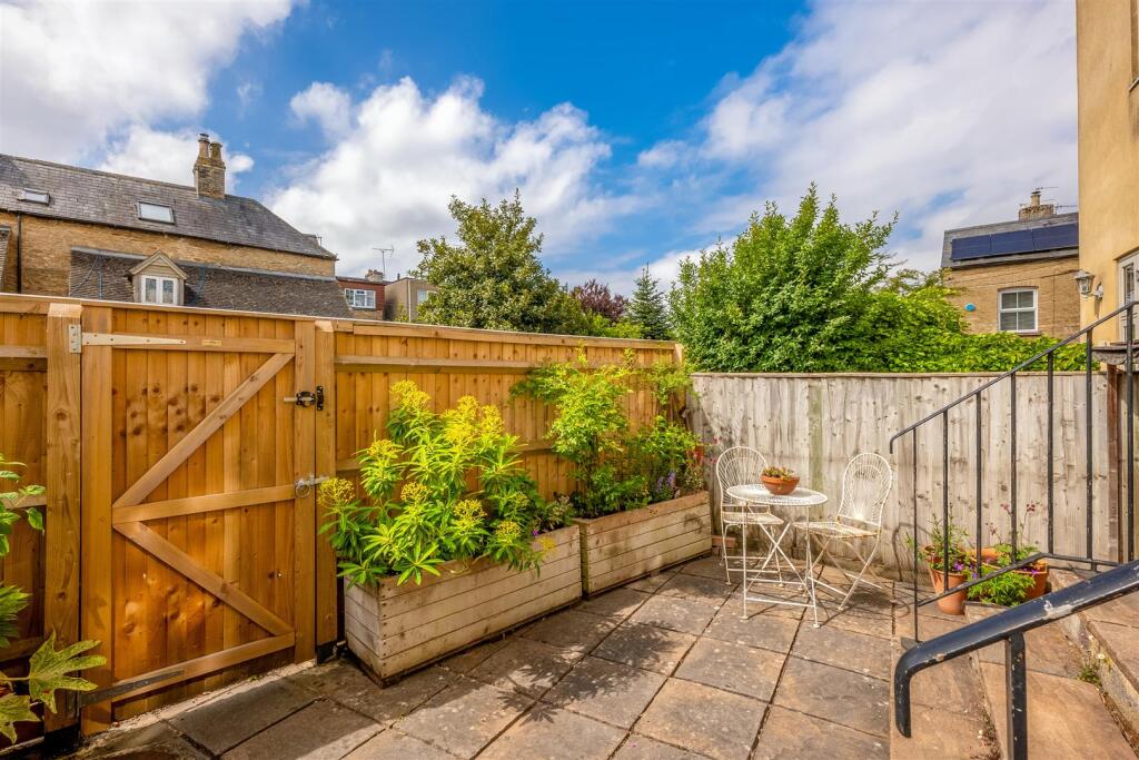 16b London Road-1614-14.jpg