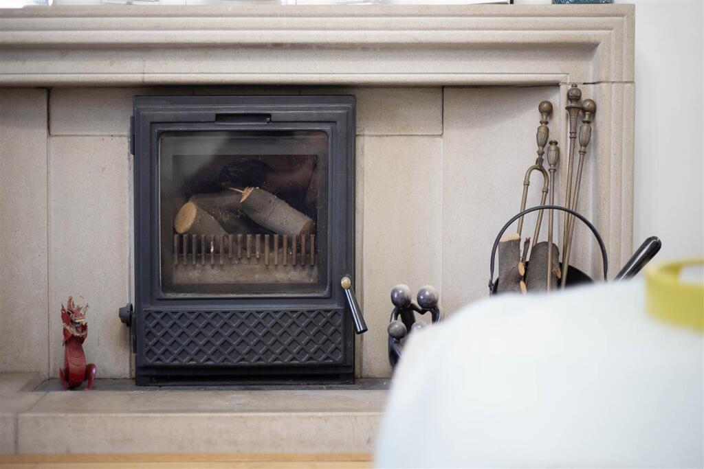 51-embercourt-road (12).jpg