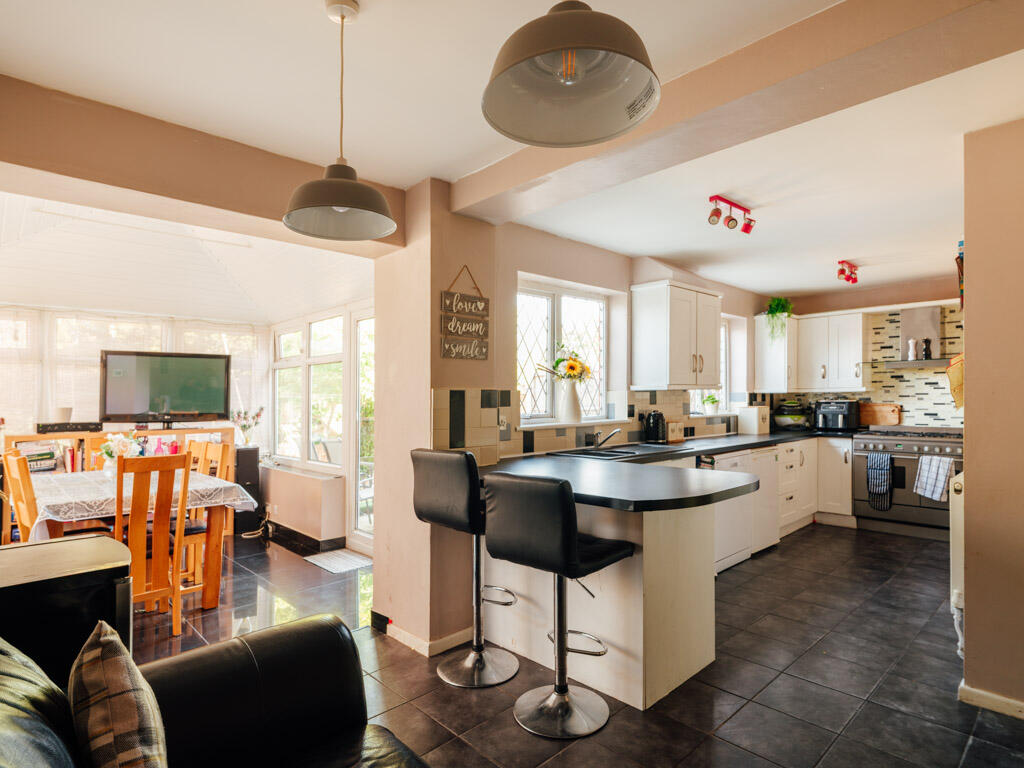 9 joiners close rightmove (8 of 57)