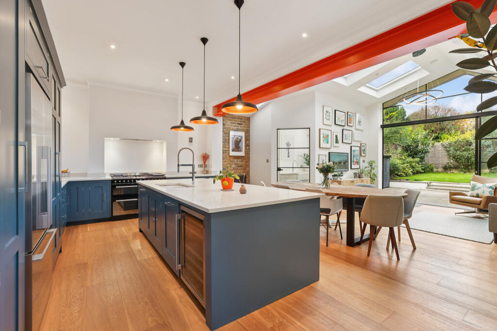 Kitchen | Reception