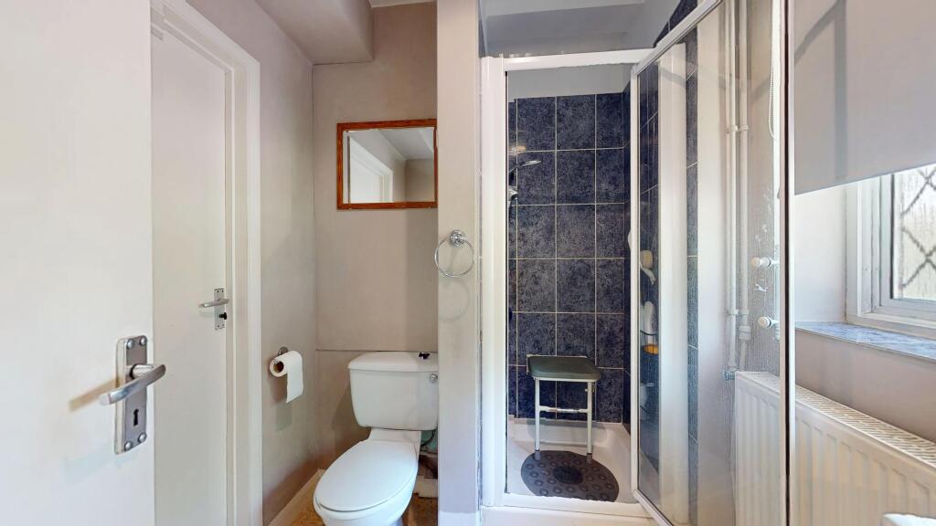 Hopewell, Chapel Woods, Charing, Ashford, Kent, TN27 0NP