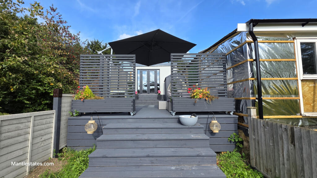 REAR PATIO