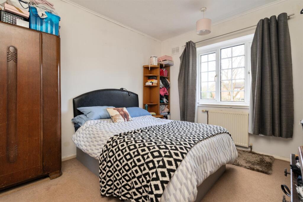 23 Madams Hill Road_3.jpg