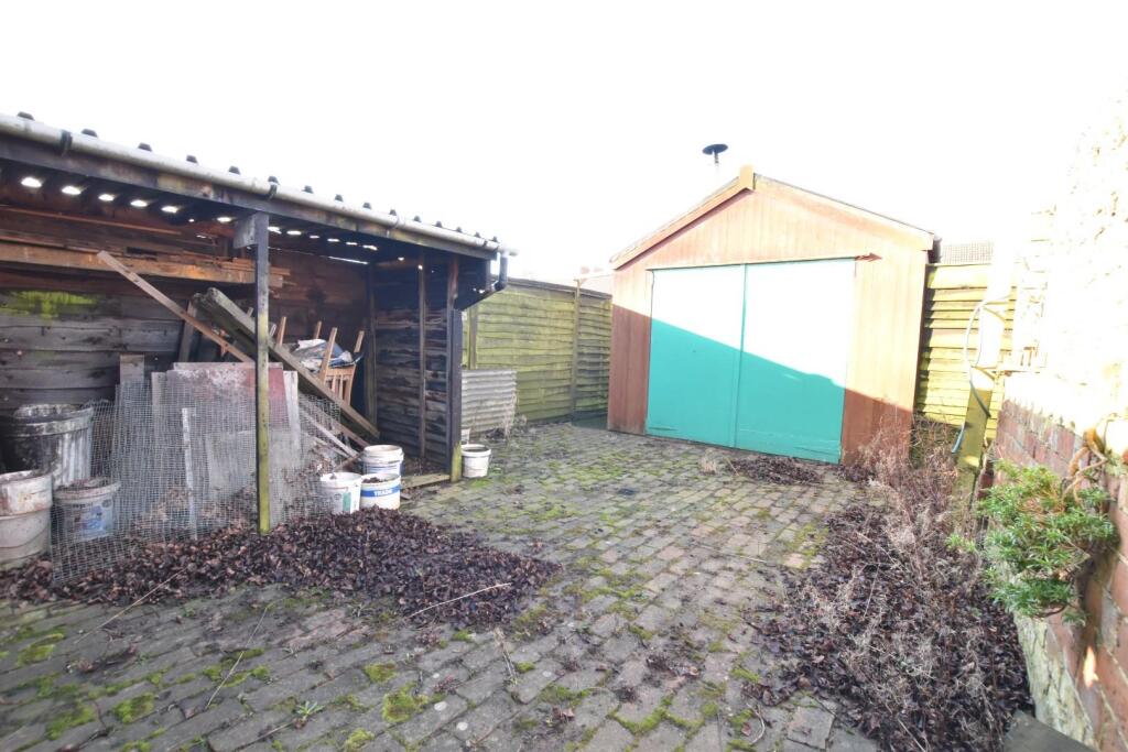 Driveway &amp; Garage