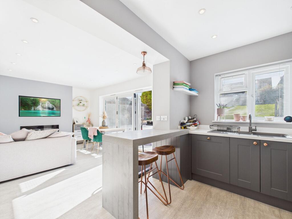 Kitchen/Diner/Snug