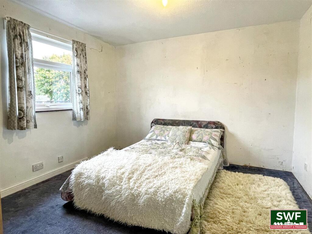 Bedroom1.2.jpg