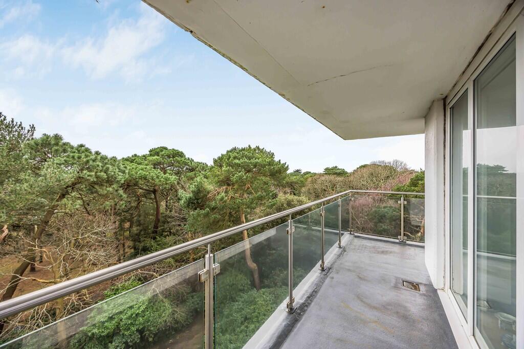 102 Admirals Walk...