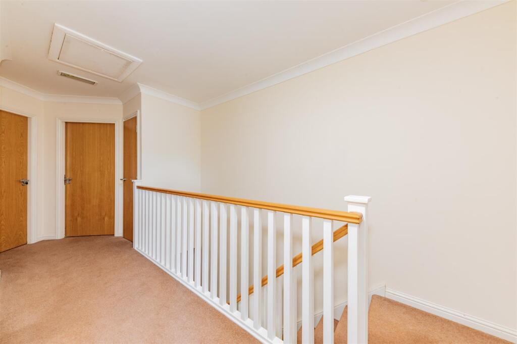 15 Dudhope Gardens Dundee-20.JPG