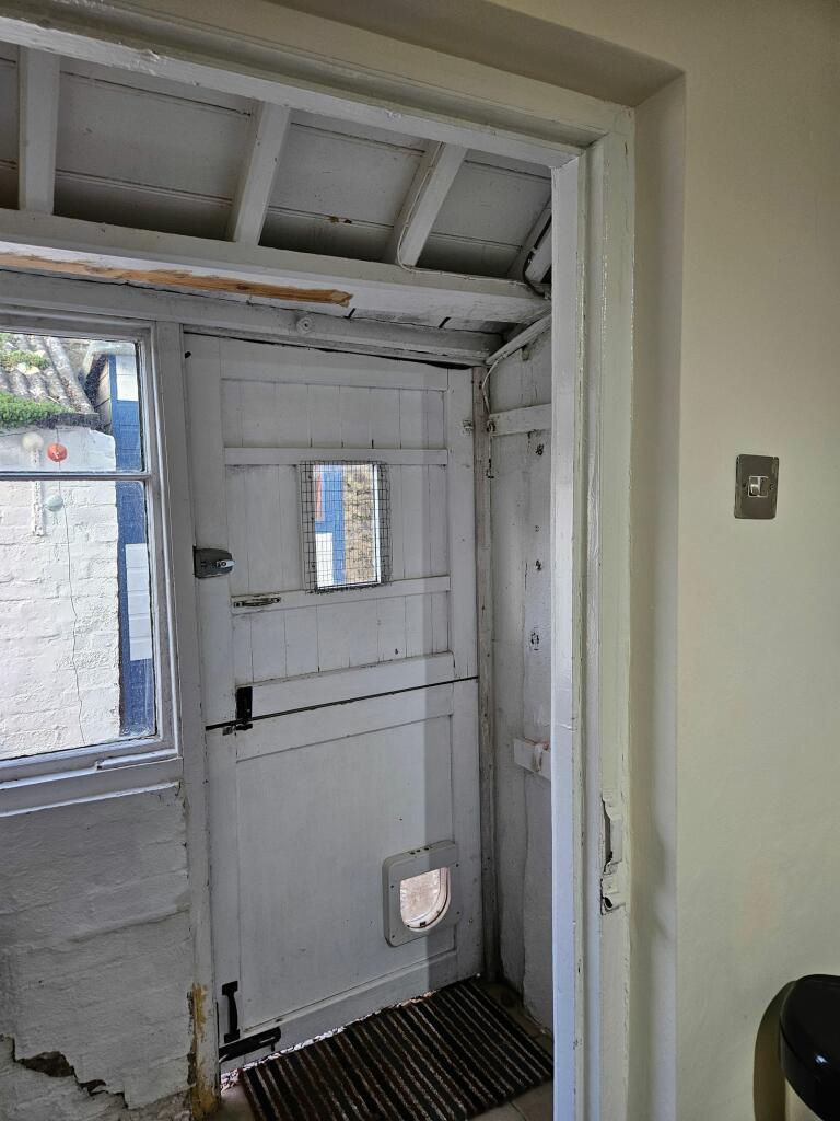 Stable door to rear Gardens
