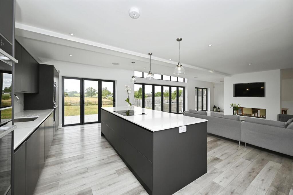 Kitchen/Dining/Family Room