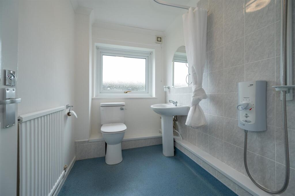 Flat 8 St Hermans Mansions 25 6.jpg