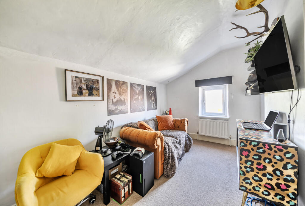 1353802-4-68c42b4...