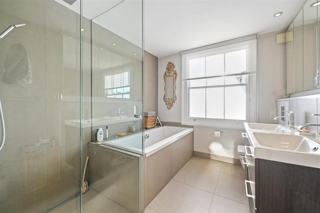 Ceylon Road - Bathroom3 (1).JPG