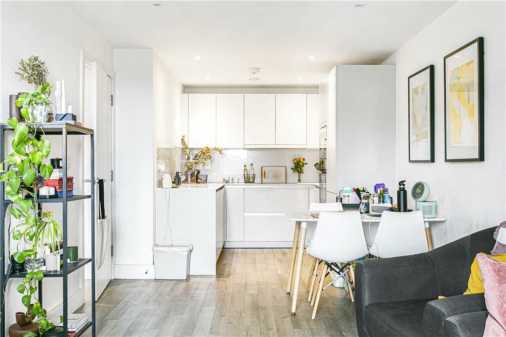 Kitchen/Reception