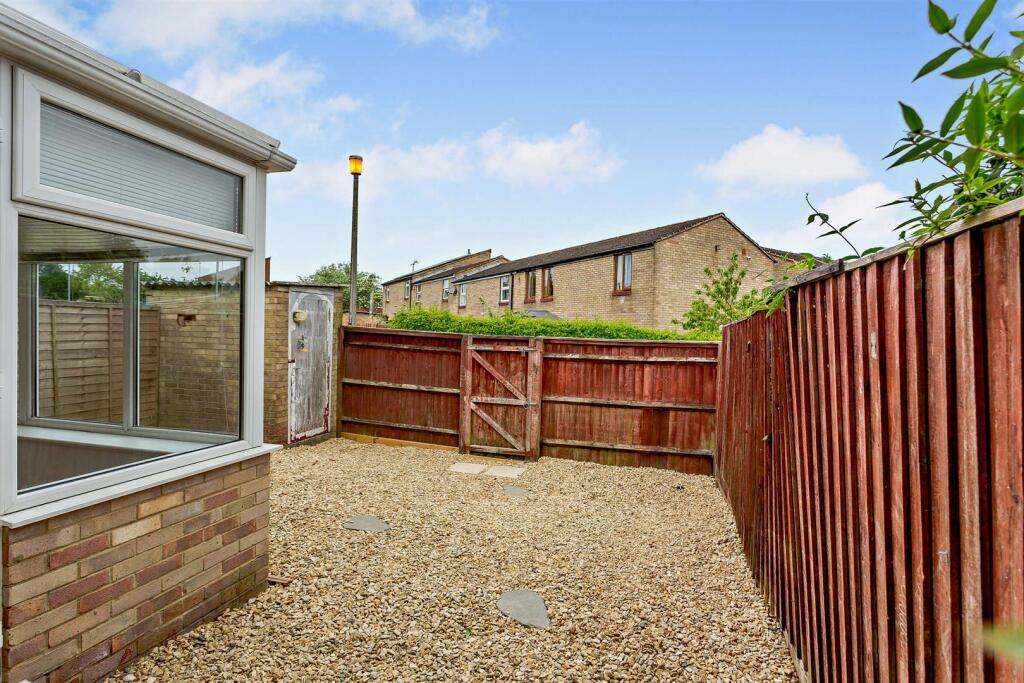 8647600-exterior09-800.jpg