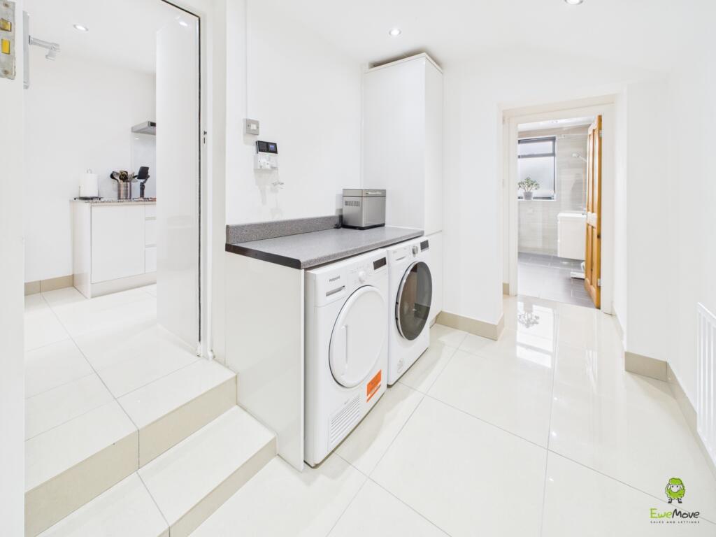 Presented by Clinton at EweMove Bexleyheath and Da