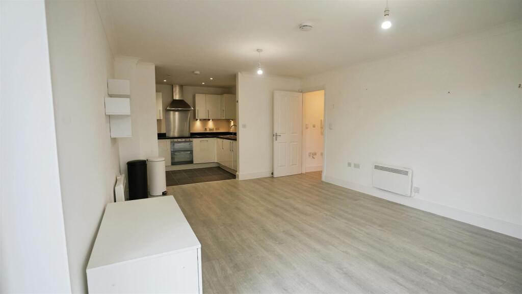 4ec06ed0--45A2-9CE4-693A70C9A840-41802-0000142DF45