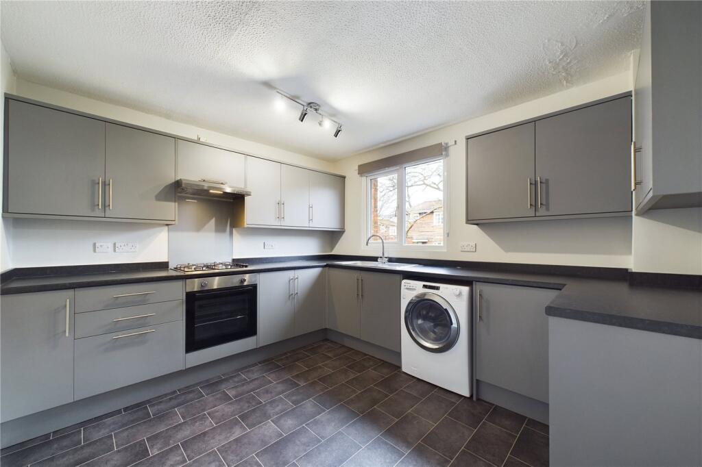 Kitchen/Breakfast Rm