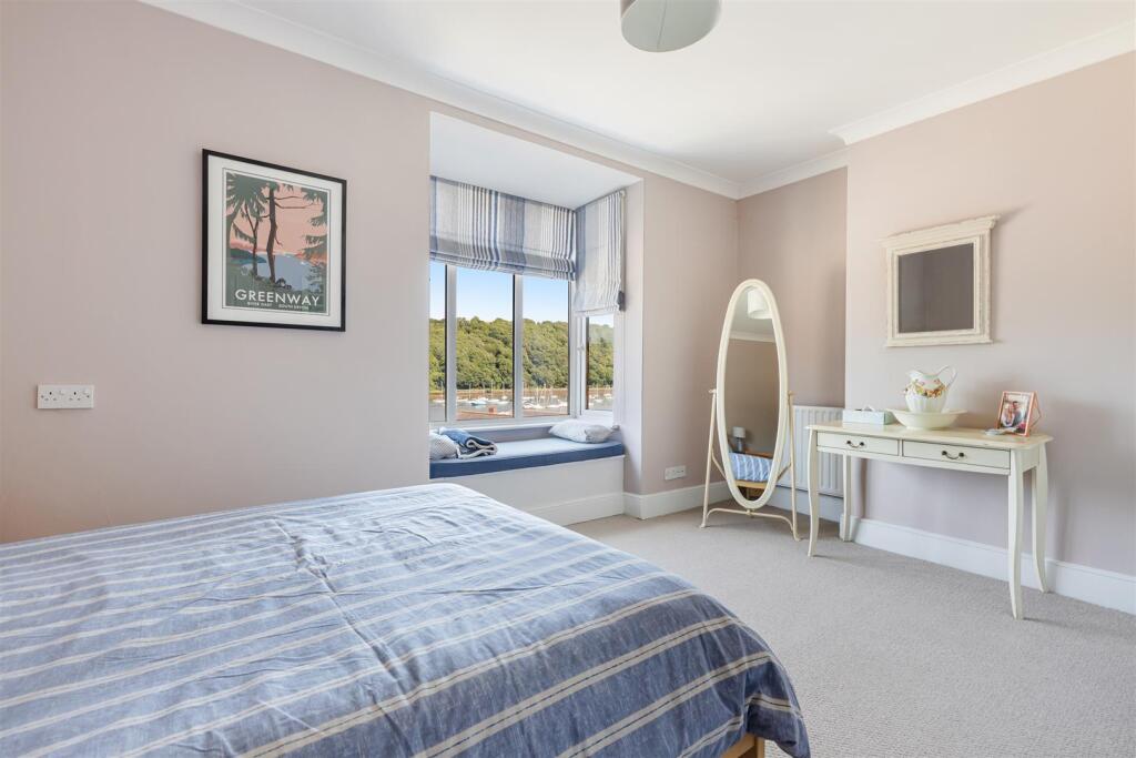 A18 - 43 Sandquay Road Dartmouth - 250617.jpg