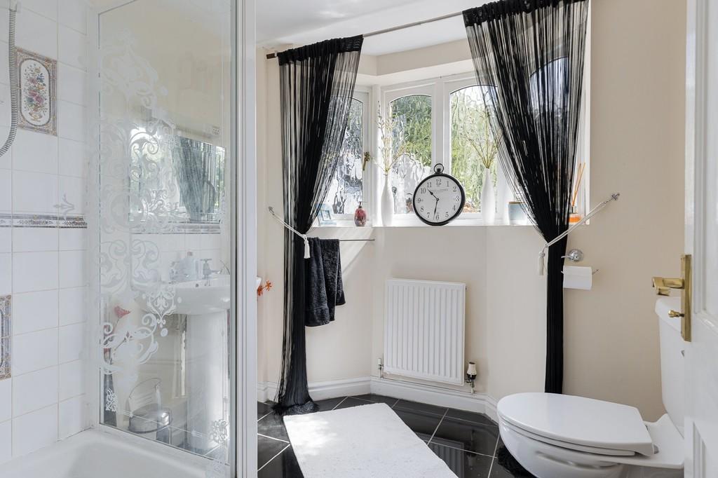 Ground Floor Show...