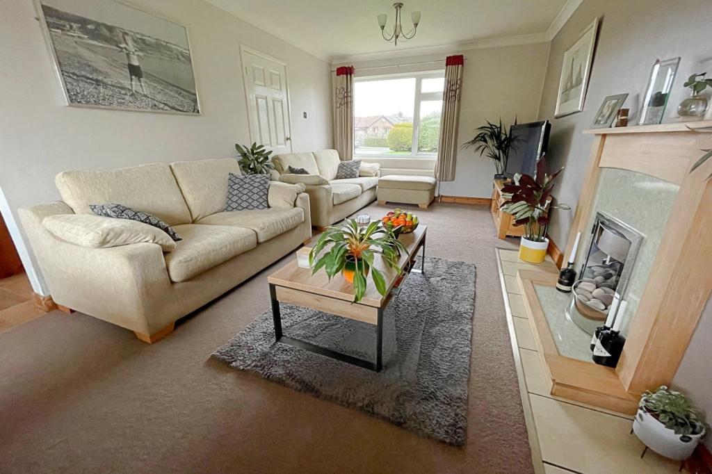 4 - sitting room