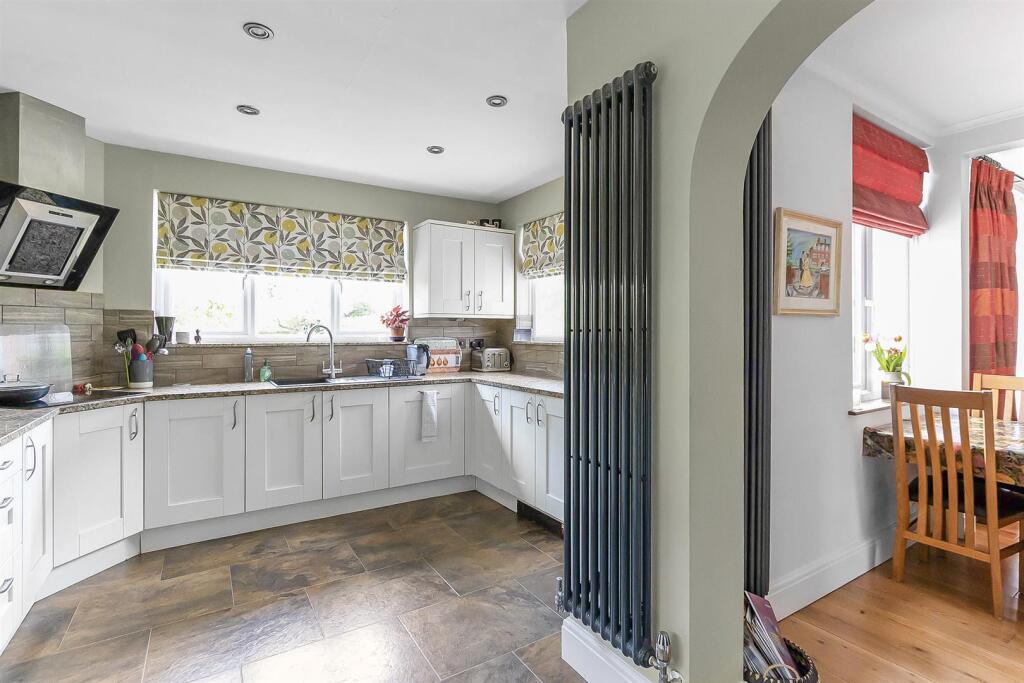 12 Longrood Road (30).jpg