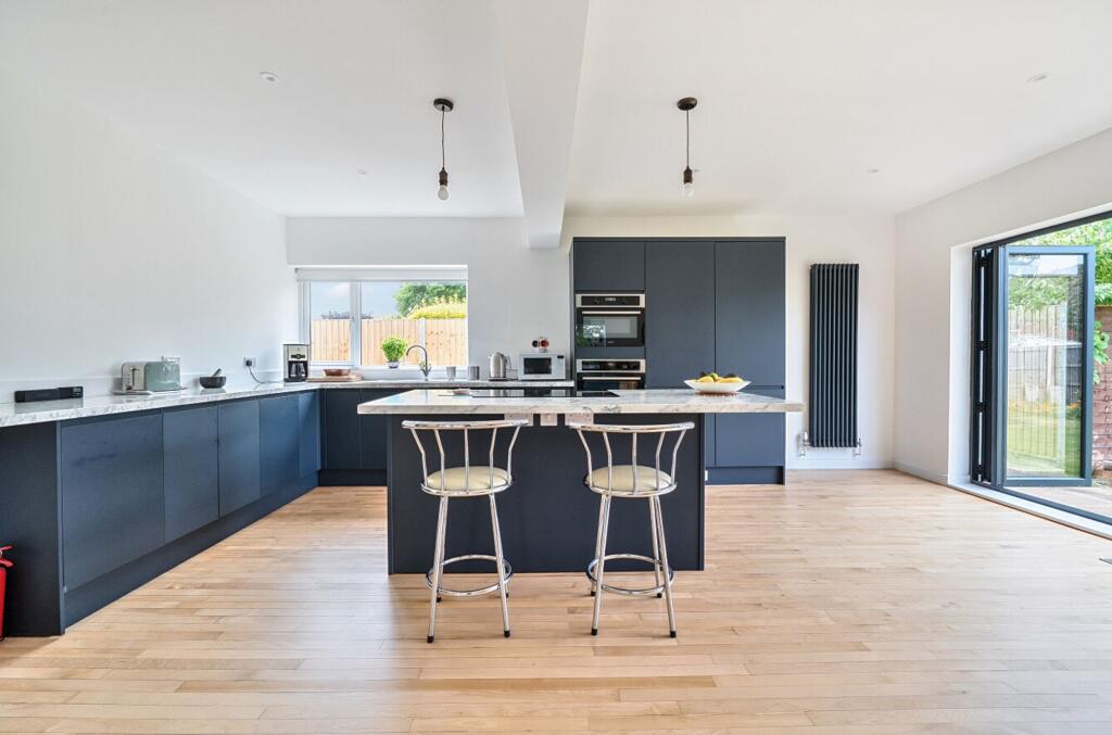 Open Plan Kitchen Breakfast/Dining Room