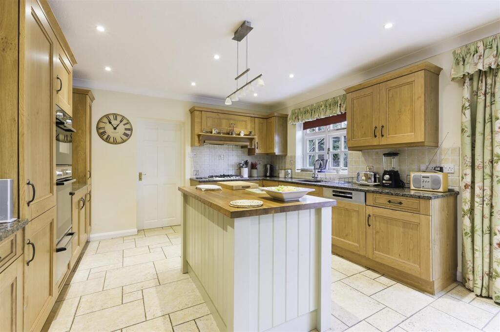 CHURCH ACRE- (30).jpg