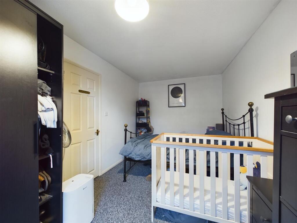 CAM01358G0-PR0125-STILL005.jpg