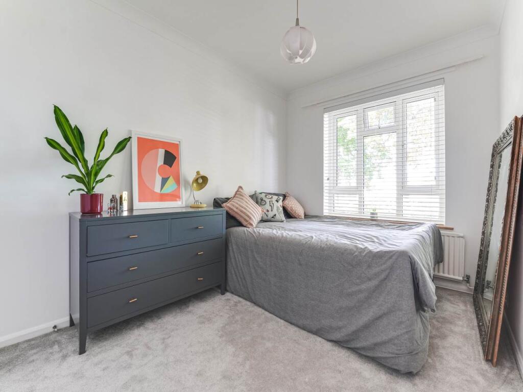 Bedroom - Dining Roo