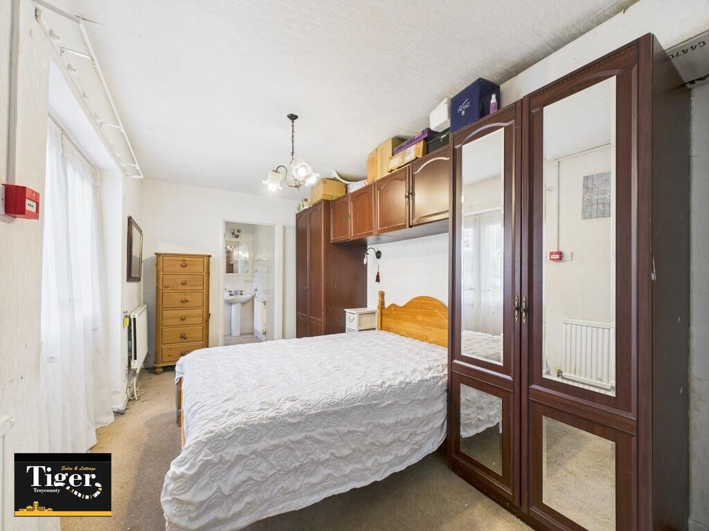 CAM03440G0-PR0270...