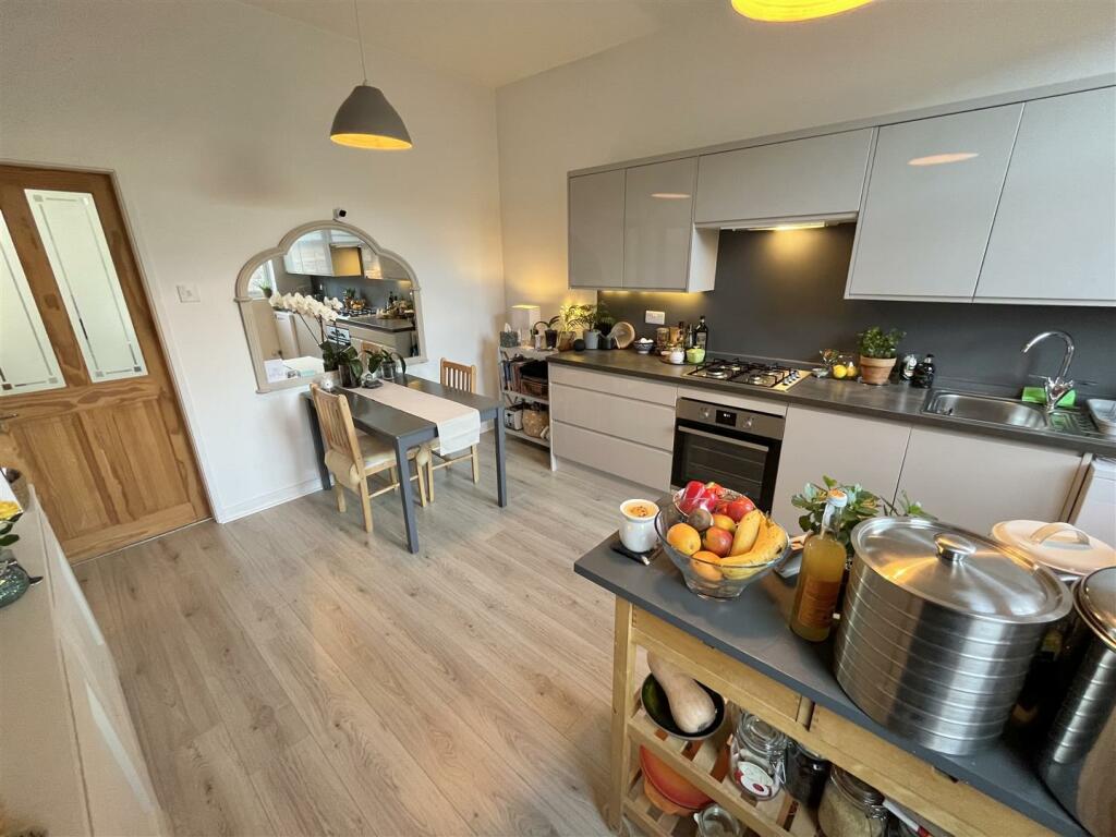 Kitchen Aspect 4
