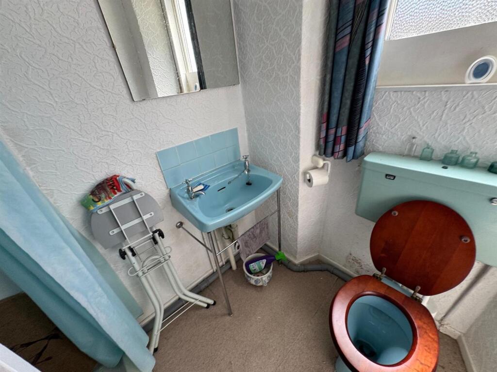 PHOTO-2025-08-13-23-17-29 (22).jpg