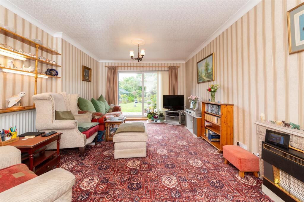 43 Franche Road internals-13.JPG