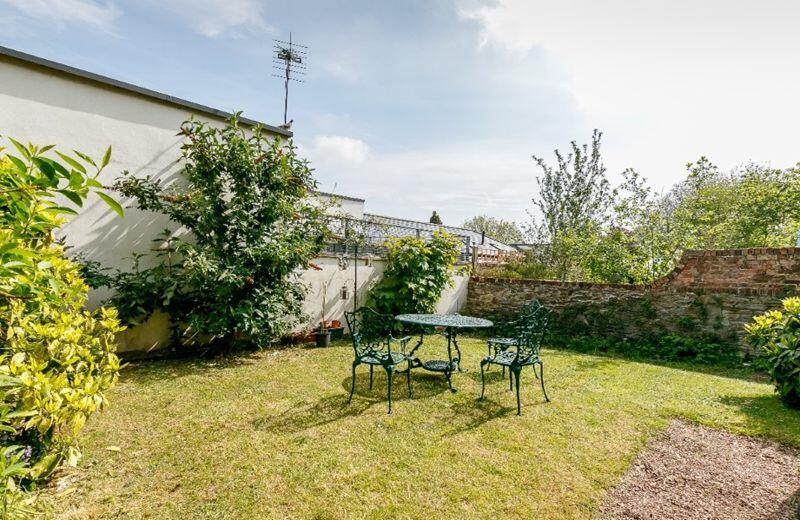 Communal garden