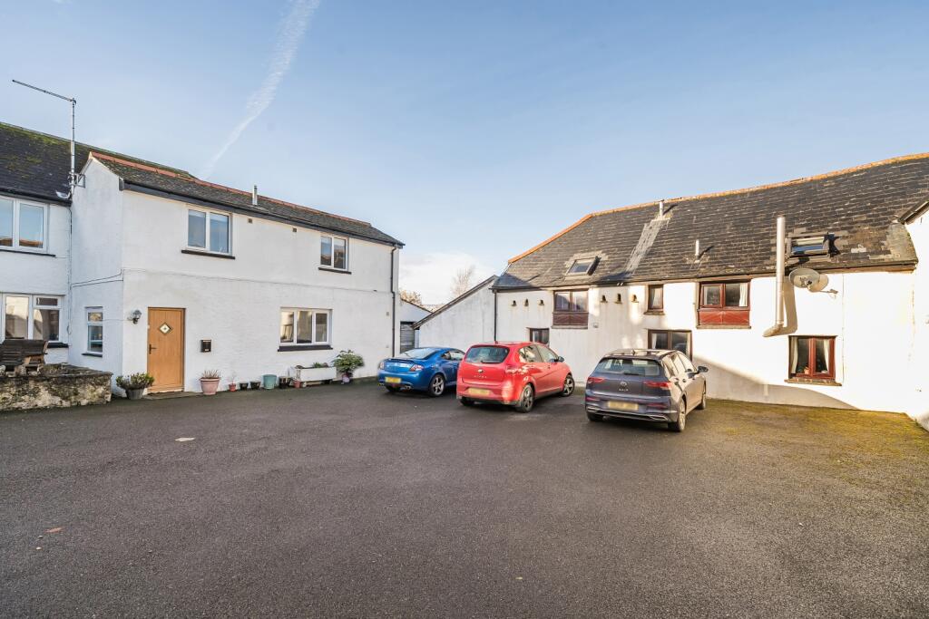 1386820-21-69304e92477c7