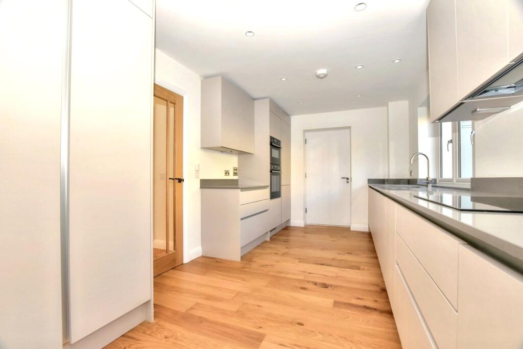 Plot 7 - Kitchen