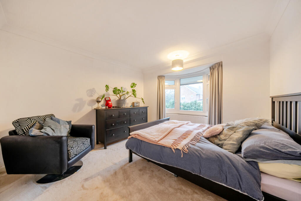 1382521-26-691da4...