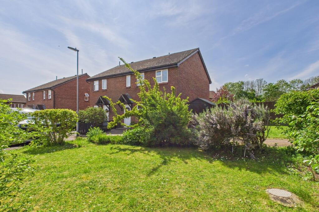 CAM02545G0-PR0394-STILL003