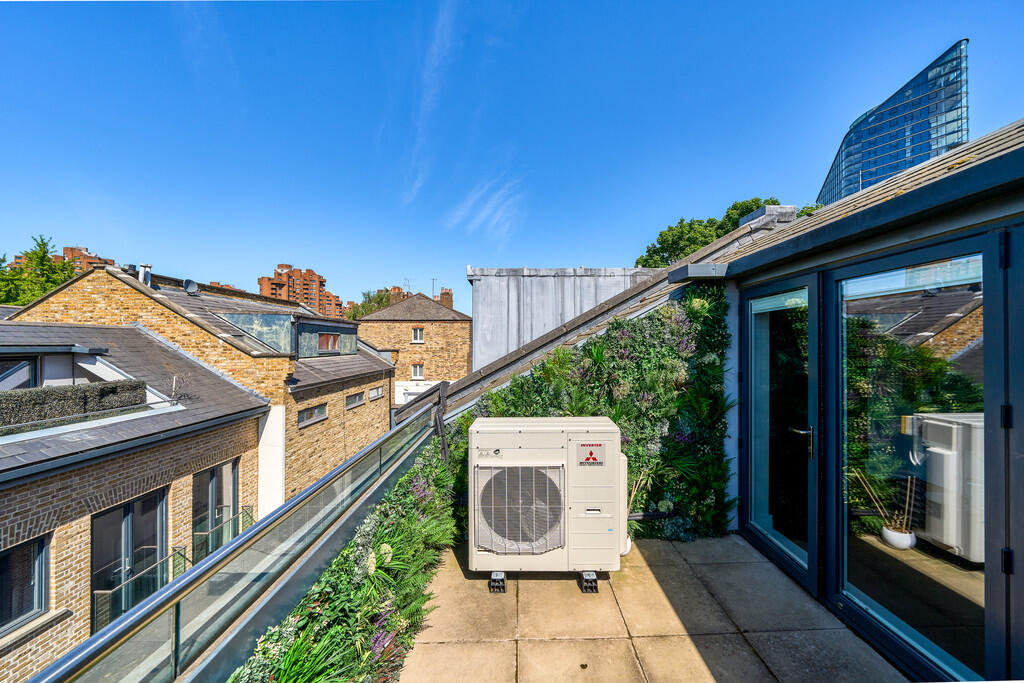 2 Hob Mews SW10, ...