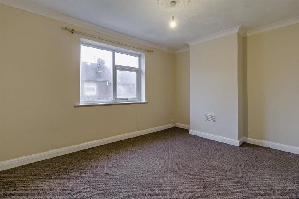 8672130-interior03-800.jpg
