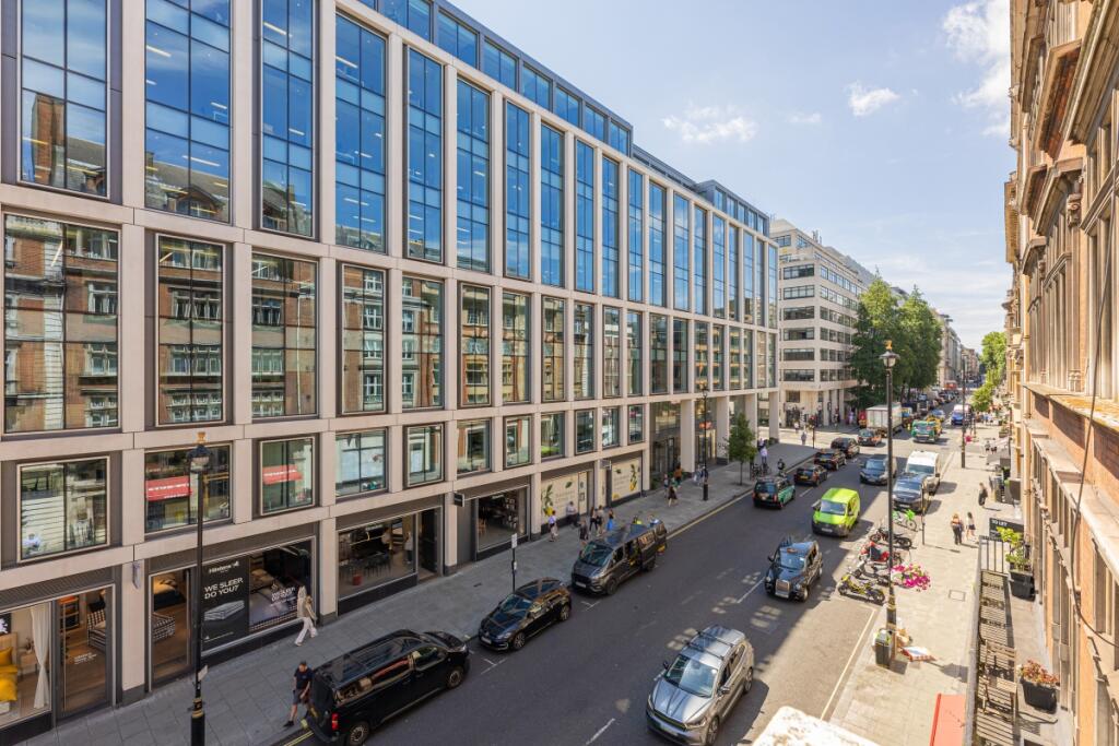 Mandeville Place ...