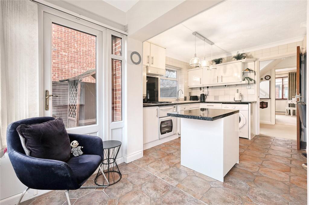 Kitchen/Breakfast