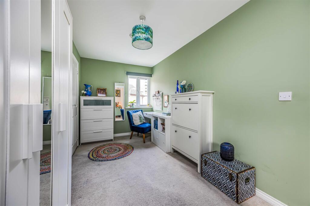Flat 5, Mouliere Court, St. Georges Road, Denmead-