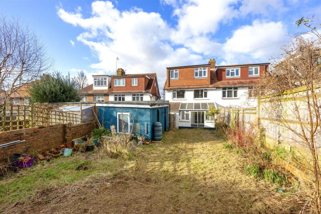 Hangleton Road 131 REAR.jpeg