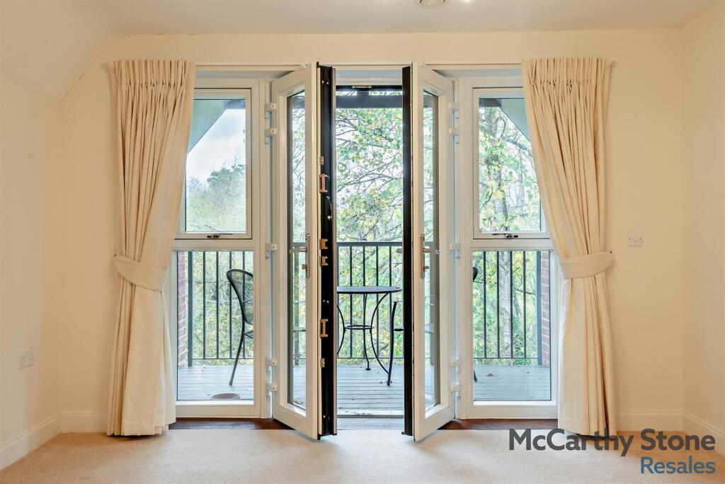 8670604-interior05-800.jpg