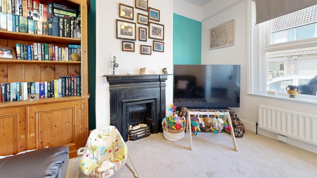 Living-Room (25).jpg