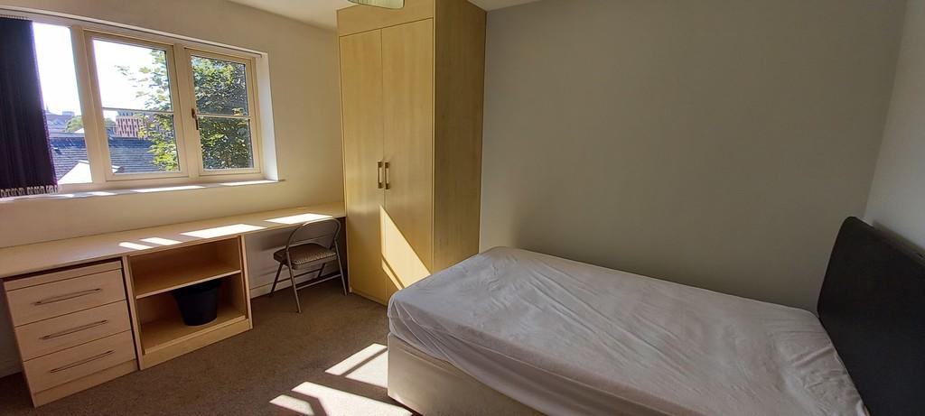 room 4